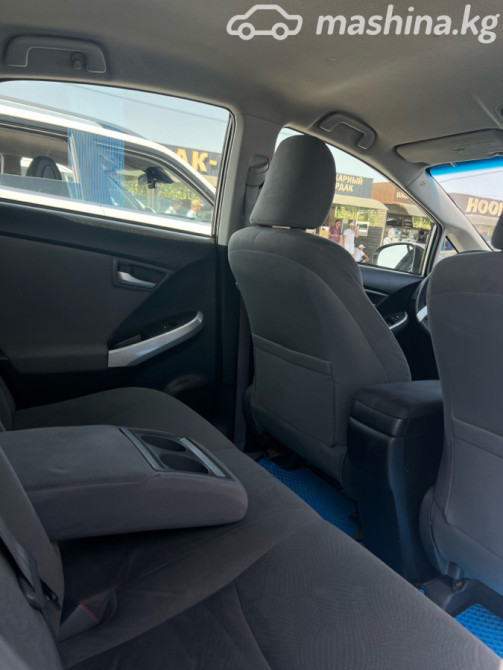Toyota Prius III Рестайлинг (XW30) 1.8, 2012 Бишкек - изображение 8