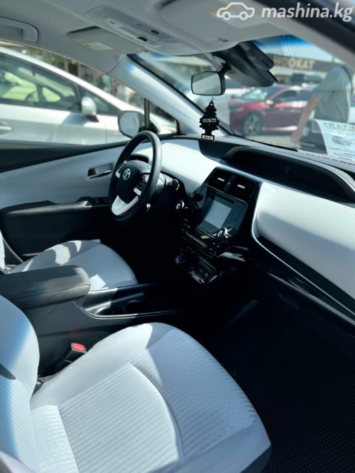 Toyota Prius IV (XW50) 1.8, 2017 Бишкек - сүрөт 7