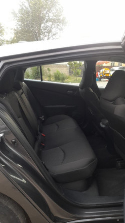 Toyota Prius IV Рестайлинг (XW50) 1.8, 2019 Бишкек - сүрөт 10
