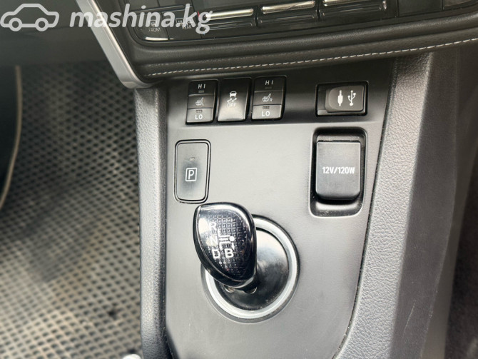 Toyota Prius IV (XW50) 1.8, 2016 Бишкек - сүрөт 10