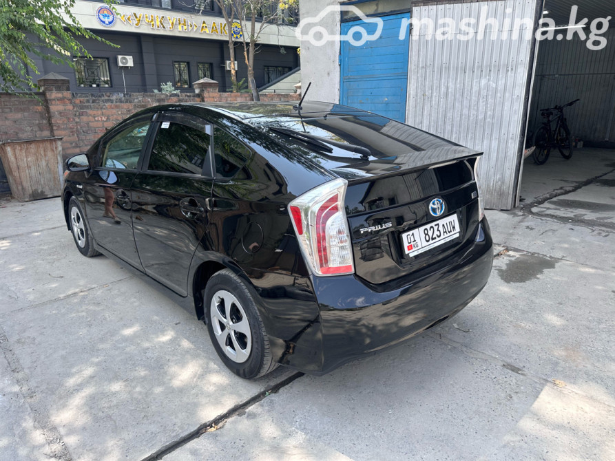 Toyota Prius III Рестайлинг (XW30) Plug-in Hybrid 1.8, 2015 Bishkek - photo 5