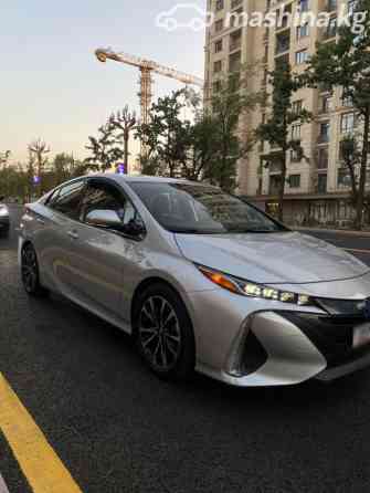 Toyota Prius IV Рестайлинг (XW50) 1.8, 2020 Бишкек