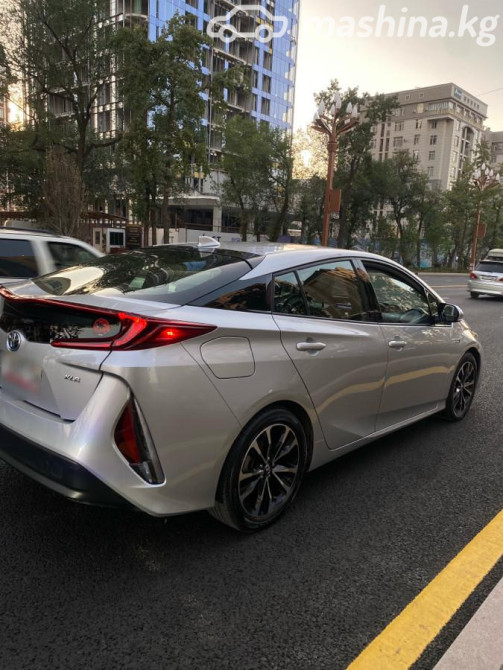 Toyota Prius IV Рестайлинг (XW50) 1.8, 2020 Bishkek - photo 4