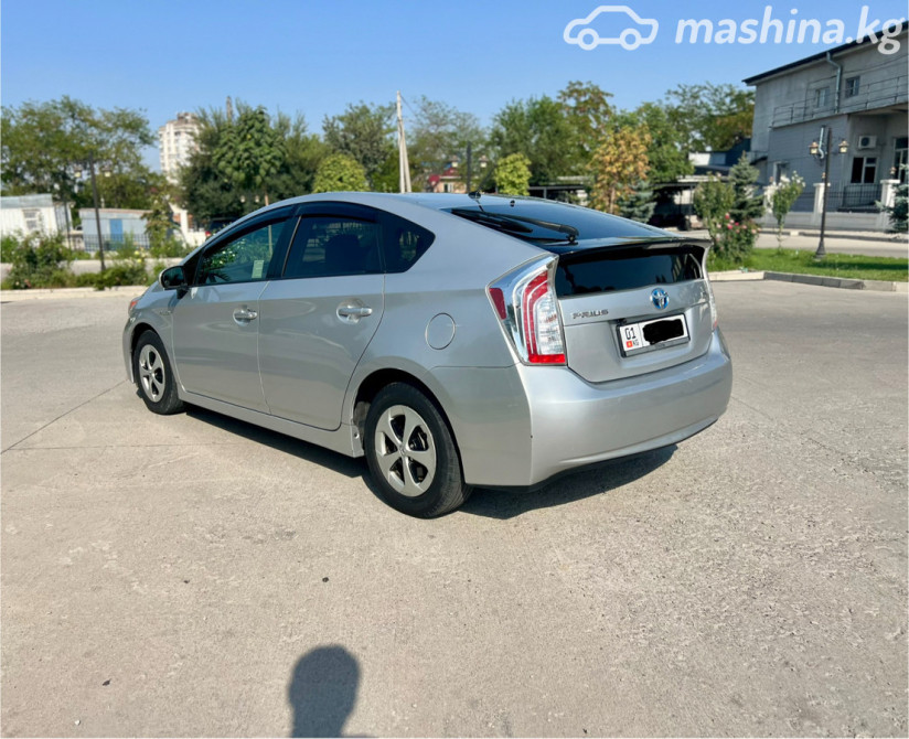 Toyota Prius III Рестайлинг (XW30) 1.8, 2012 Bishkek - photo 4