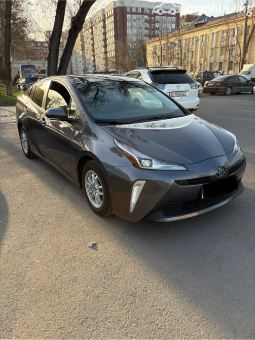 Toyota Prius IV Рестайлинг (XW50) 1.8, 2021 Бишкек - изображение 9