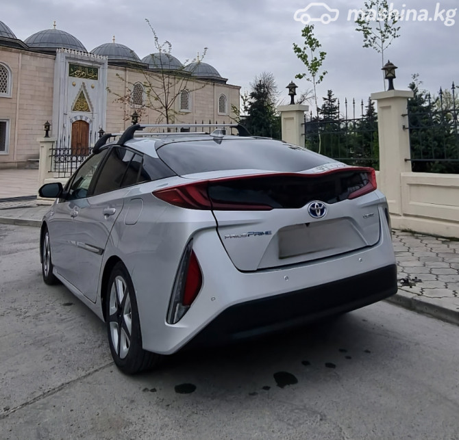 Toyota Prius IV Рестайлинг (XW50) 1.8, 2021 Бишкек - сүрөт 4