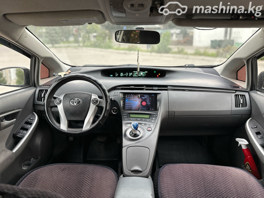 Toyota Prius III (XW30) 1.8, 2011 Бишкек - изображение 7