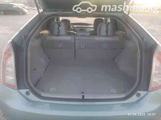 Toyota Prius III Рестайлинг (XW30) Plug-in Hybrid 1.8, 2012 Bishkek