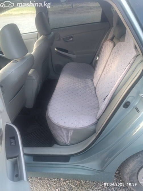 Toyota Prius III Рестайлинг (XW30) Plug-in Hybrid 1.8, 2012 Бишкек - изображение 4