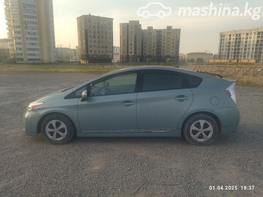 Toyota Prius III Рестайлинг (XW30) Plug-in Hybrid 1.8, 2012 Бишкек - изображение 6