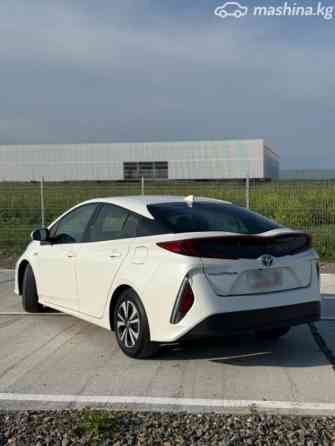 Toyota Prius IV Рестайлинг (XW50) 1.8, 2019 Bishkek