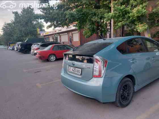 Toyota Prius III Рестайлинг (XW30) Plug-in Hybrid 1.8, 2015 Bishkek