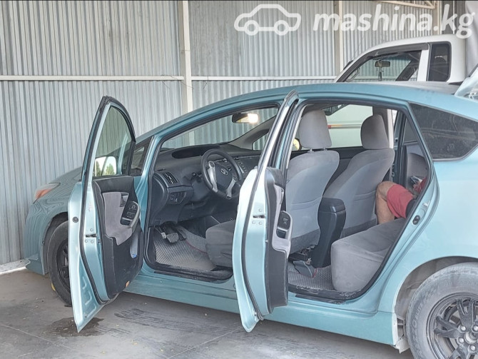 Toyota Prius III Рестайлинг (XW30) Plug-in Hybrid 1.8, 2015 Bishkek - photo 5