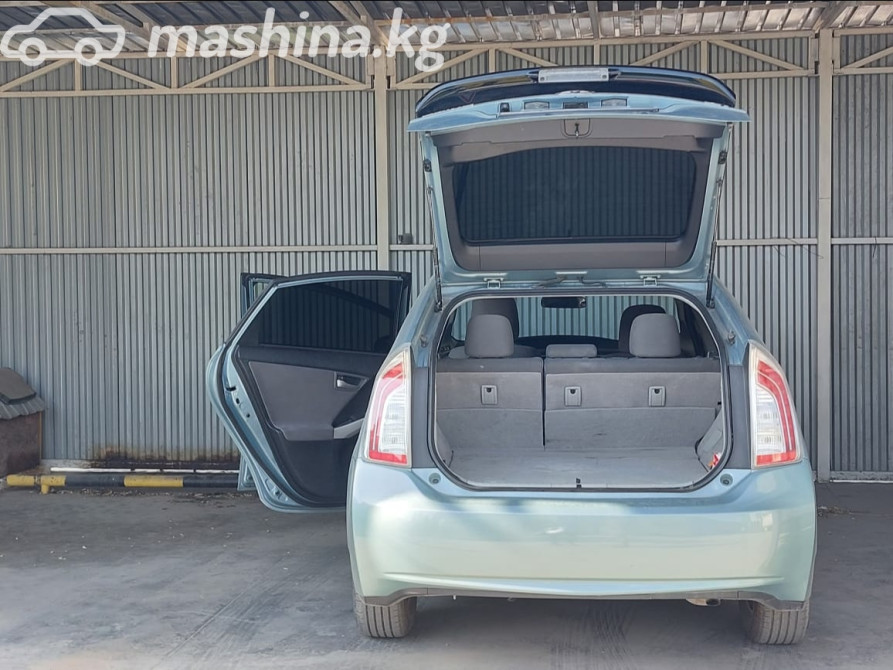 Toyota Prius III Рестайлинг (XW30) Plug-in Hybrid 1.8, 2015 Бишкек - изображение 4