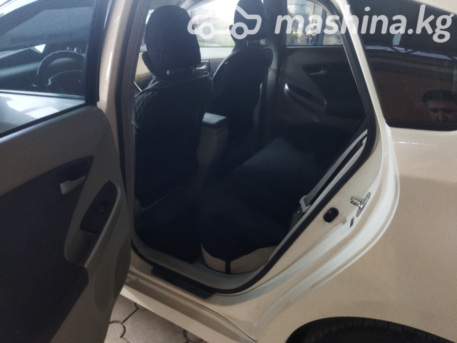 Toyota Prius III (XW30) 1.8, 2011 Бишкек - сүрөт 6