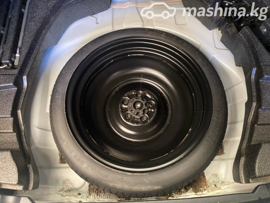 Toyota Prius IV (XW50) 1.8, 2017 Бишкек - сүрөт 12