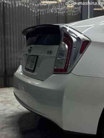 Toyota Prius III Рестайлинг (XW30) Plug-in Hybrid 1.8, 2013 Bishkek
