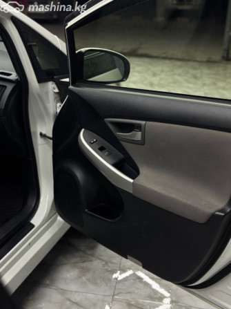 Toyota Prius III Рестайлинг (XW30) Plug-in Hybrid 1.8, 2013 Bishkek - photo 10