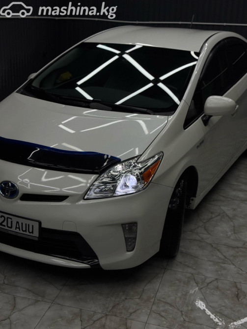 Toyota Prius III Рестайлинг (XW30) Plug-in Hybrid 1.8, 2013 Бишкек - изображение 2