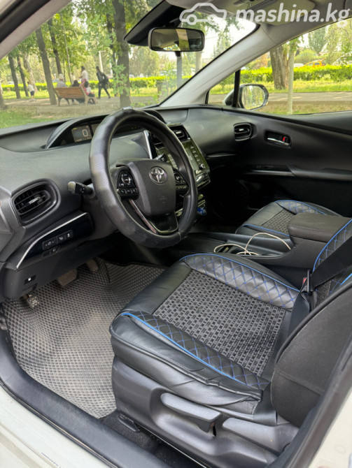 Toyota Prius IV Рестайлинг (XW50) 1.8, 2020 Бишкек - изображение 4