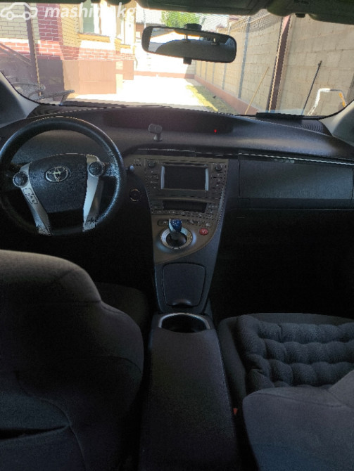 Toyota Prius IV (XW50) 1.8, 2016 Бишкек - сүрөт 2