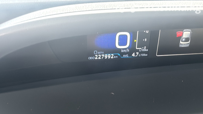Toyota Prius IV Рестайлинг (XW50) 1.8, 2019 Бишкек - сүрөт 5