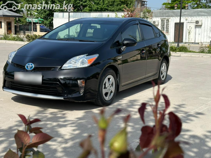 Toyota Prius III Рестайлинг (XW30) Plug-in Hybrid 1.8, 2013 Бишкек - изображение 5