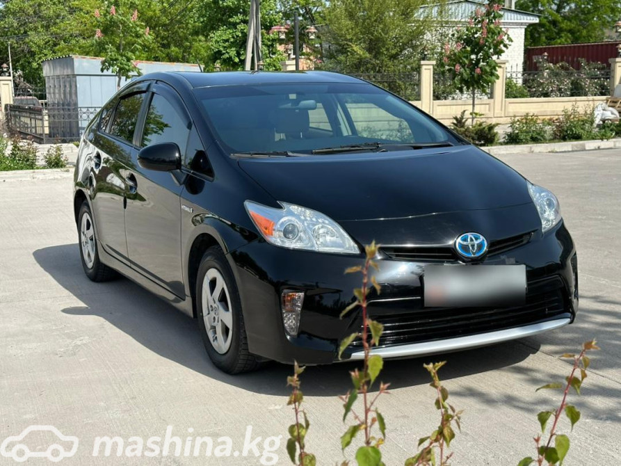 Toyota Prius III Рестайлинг (XW30) Plug-in Hybrid 1.8, 2013 Бишкек - изображение 1
