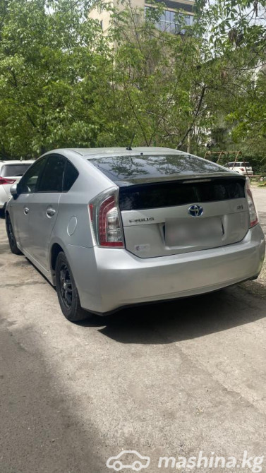 Toyota Prius III Рестайлинг (XW30) Plug-in Hybrid 1.8, 2013 Бишкек - изображение 4