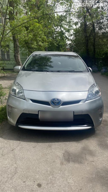 Toyota Prius III Рестайлинг (XW30) Plug-in Hybrid 1.8, 2013 Бишкек - изображение 1