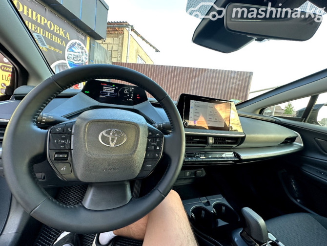 Toyota Prius V (XW60) PHV 2.0, 2024 Бишкек - сүрөт 7