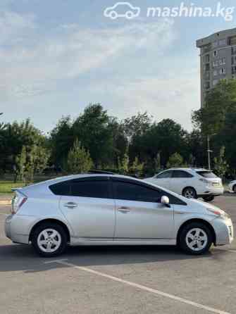 Toyota Prius III (XW30) 1.8, 2010 Bishkek
