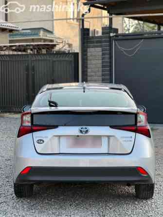 Toyota Prius IV Рестайлинг (XW50) 1.8, 2019 Bishkek