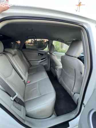 Toyota Prius III (XW30) 1.8, 2011 Bishkek