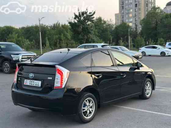 Toyota Prius III Рестайлинг (XW30) 1.8, 2014 Bishkek