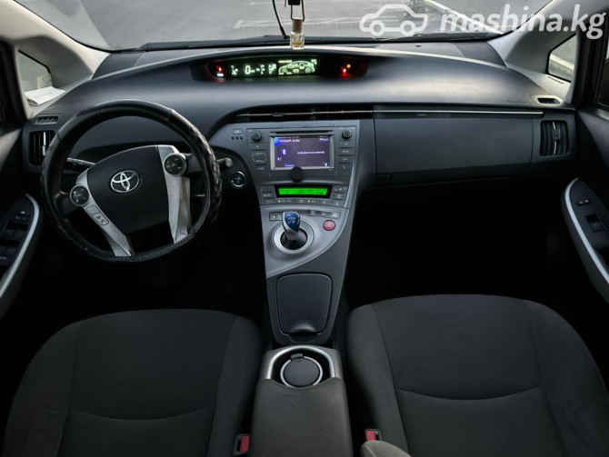 Toyota Prius III Рестайлинг (XW30) 1.8, 2014 Бишкек - сүрөт 3