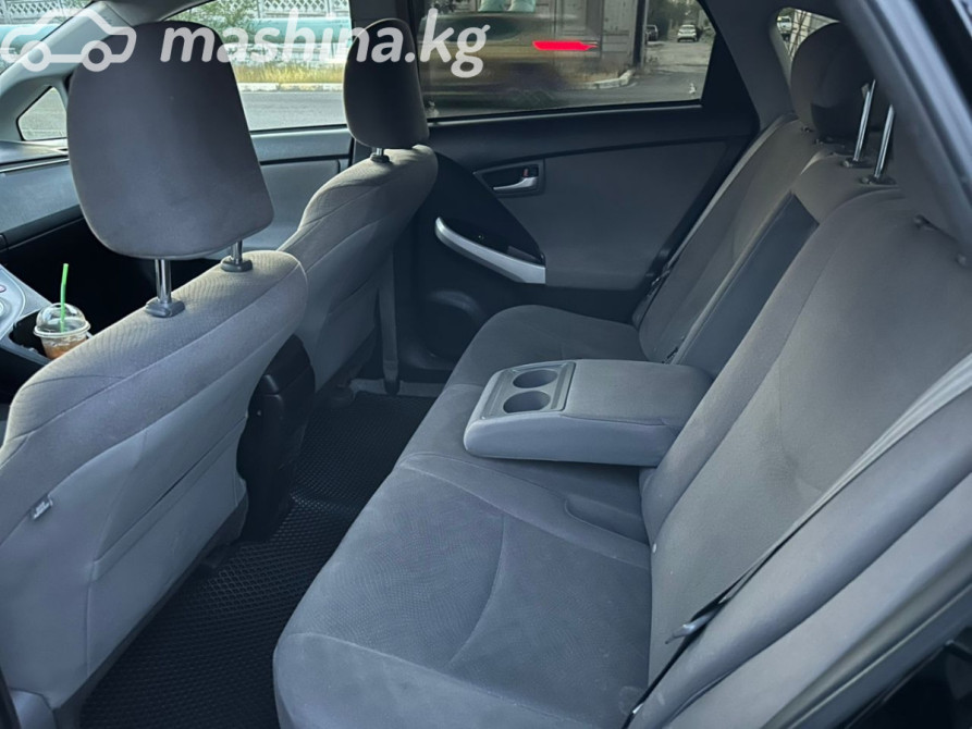 Toyota Prius III Рестайлинг (XW30) 1.8, 2014 Бишкек - изображение 7