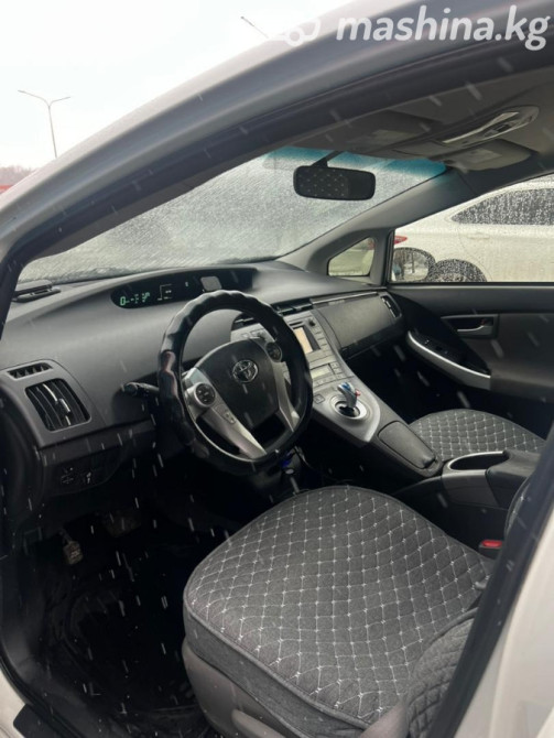Toyota Prius III Рестайлинг (XW30) Plug-in Hybrid 1.8, 2015 Бишкек - сүрөт 7