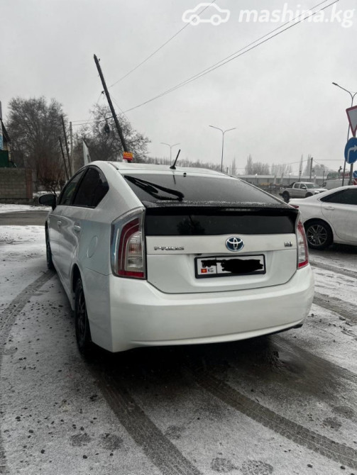 Toyota Prius III Рестайлинг (XW30) Plug-in Hybrid 1.8, 2015 Бишкек - сүрөт 4