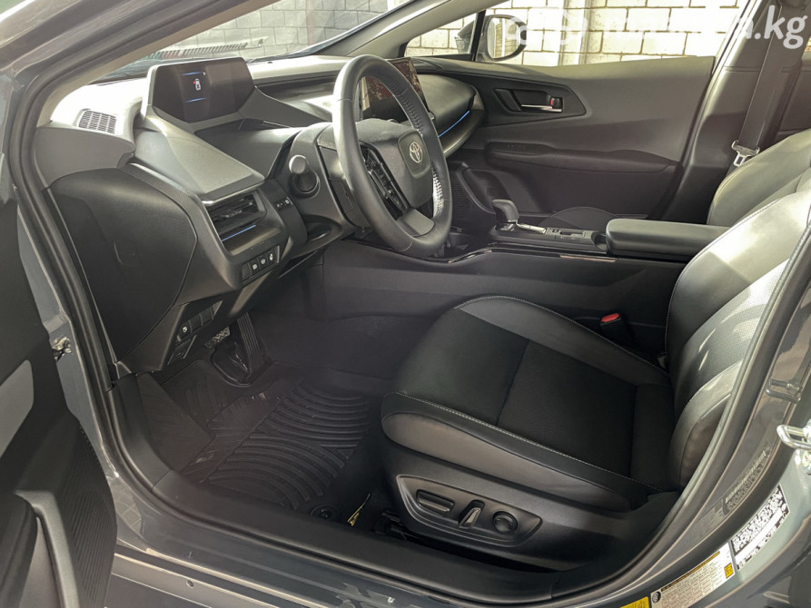 Toyota Prius V (XW60) 2.0, 2023 Бишкек - сүрөт 8