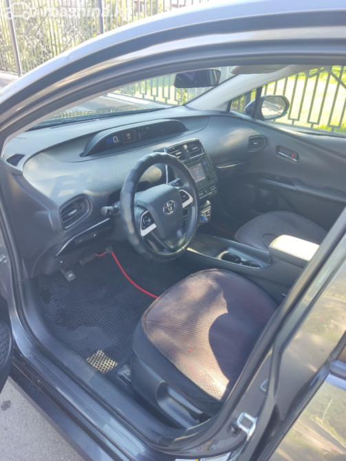 Toyota Prius IV (XW50) 1.8, 2016 Бишкек - изображение 6