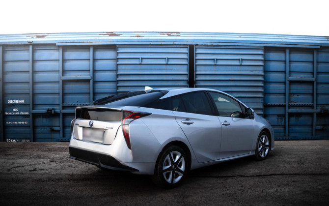 Toyota Prius IV (XW50) 1.8, 2016 Бишкек - сүрөт 2