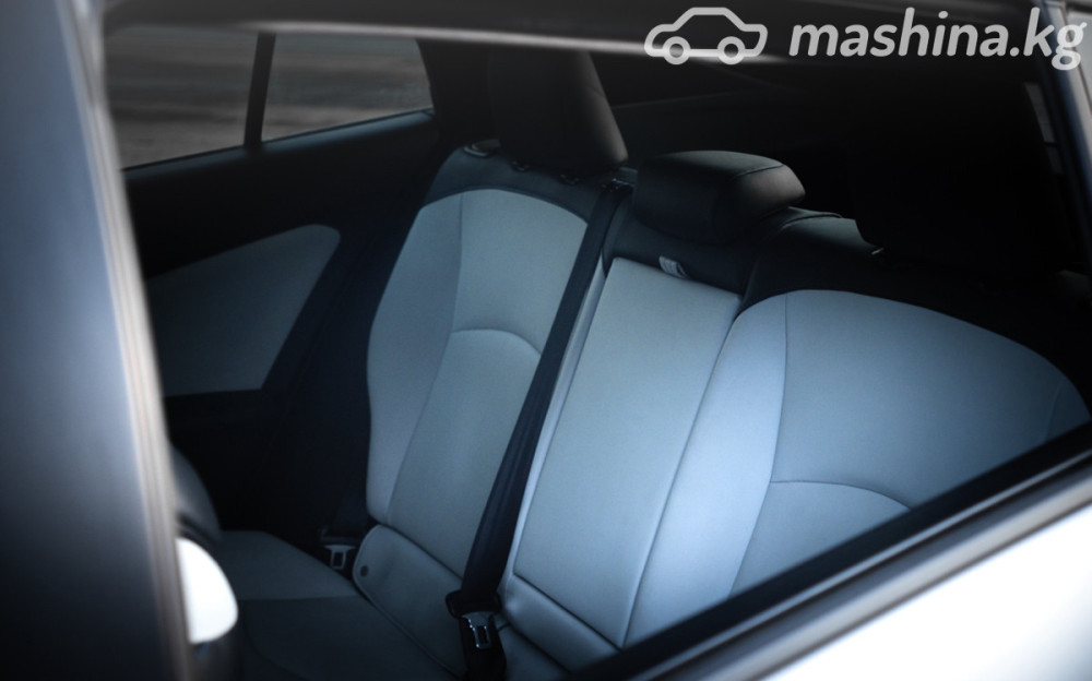 Toyota Prius IV (XW50) 1.8, 2016 Bishkek - photo 5