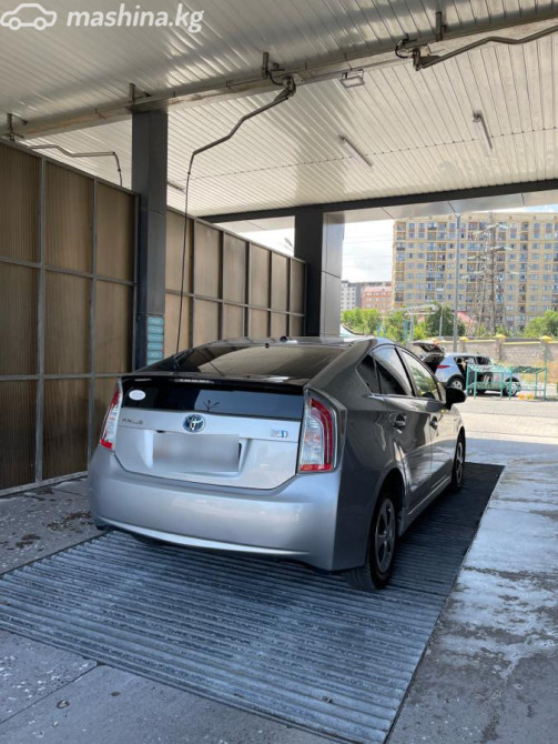 Toyota Prius III Рестайлинг (XW30) 1.8, 2015 Бишкек - сүрөт 3