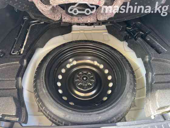 Toyota Prius IV Рестайлинг (XW50) 1.8, 2019 Bishkek