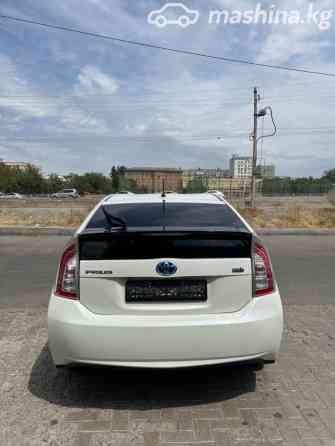 Toyota Prius IV (XW50) 1.8, 2015 Bishkek