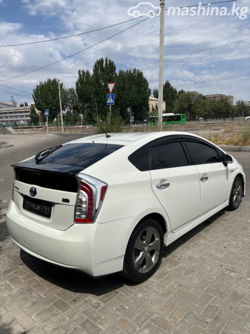 Toyota Prius IV (XW50) 1.8, 2015 Бишкек - сүрөт 4