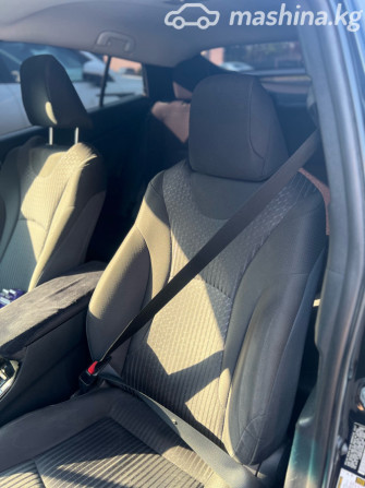 Toyota Prius IV (XW50) 1.8, 2017 Бишкек - сүрөт 5