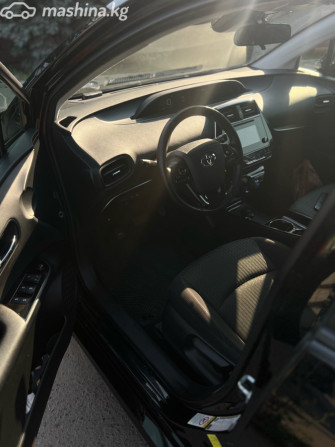 Toyota Prius IV (XW50) 1.8, 2017 Бишкек - сүрөт 3