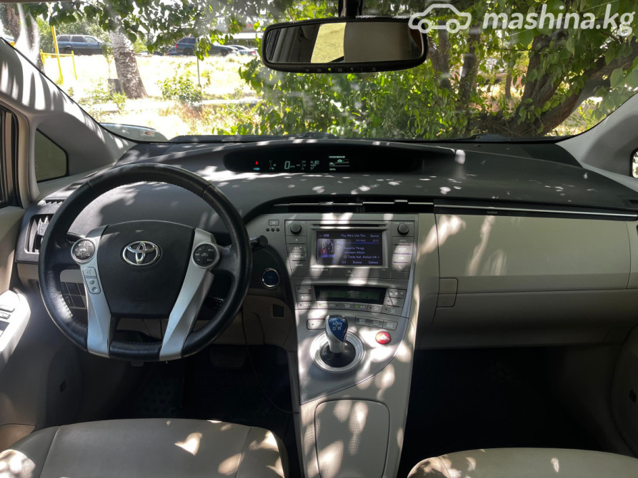 Toyota Prius III Рестайлинг (XW30) 1.8, 2015 Бишкек - сүрөт 5